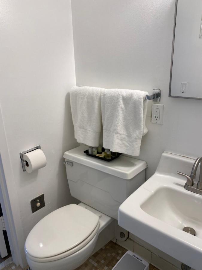 Stylish 1 Bedroom Apartment In Gadsden, Al Kültér fotó